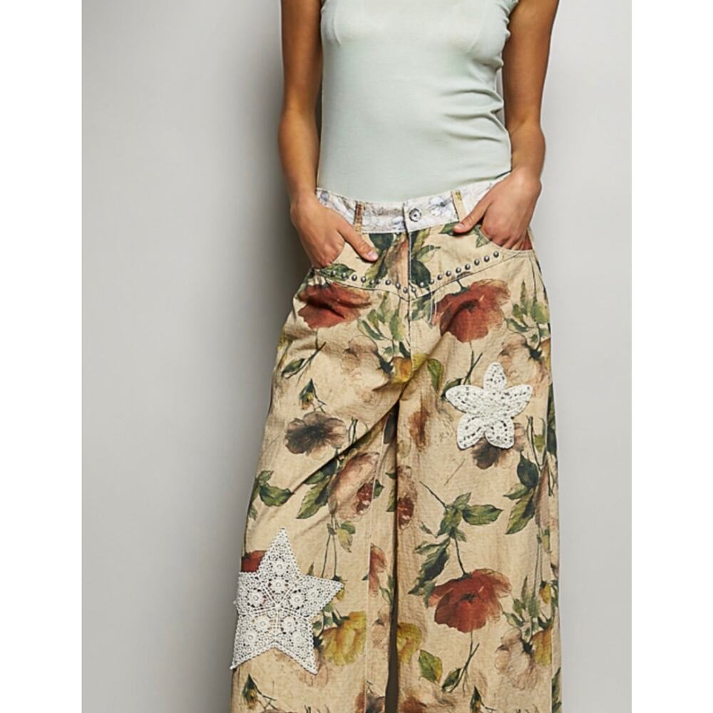 Pol Floral Wide-Leg Boho Pants in Beige with Lace Appliqué & Studs Women’s Sz S - Picture 2 of 9